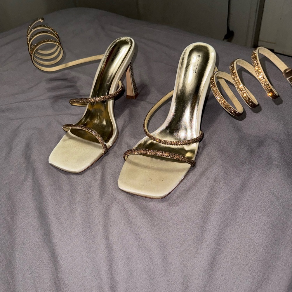 Gold sparkly prom heels